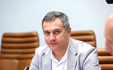 Заседание секции «Цифровая промышленность» Совета по развитию цифровой экономики при СФ «Распространение Российских цифровых платформ и продуктов»