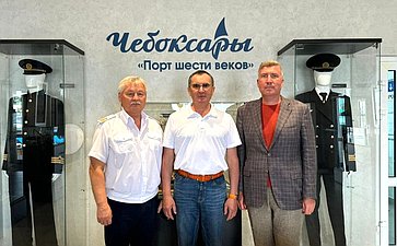 Николай Федоров посетил Чебоксарский речной порт