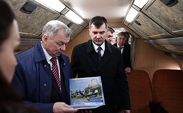 Сенаторы РФ посетили объекты авиаотрасли в Ульяновске