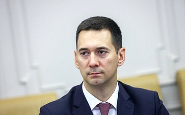 Заседание Палаты молодых законодателей при Совете Федерации