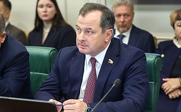 Юрий Федоров