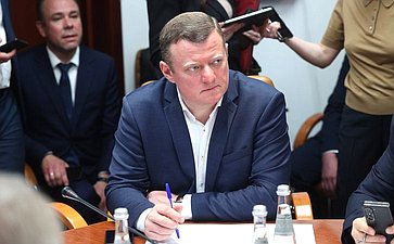Заседание секции «Цифровая трансформация транспорта» на тему «Электронный документооборот между федеральными органами власти и участниками перевозочного процесса»