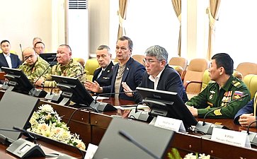 Сенаторы провели встречу с участниками программы «Патриоты Бурятии» и победителями конкурсного отбора на предоставления грантов «Агростартап»