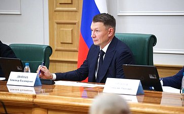 Александр Двойных