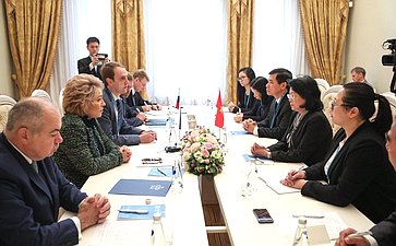Председатель СФ провела встречу с Вице-президентом Вьетнама