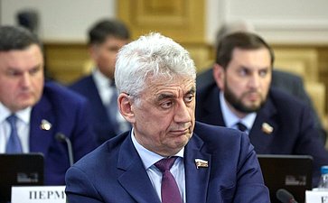 Виктор Калашников
