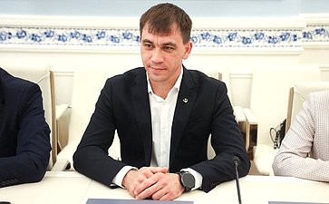 Встреча Айрата Гибатдинова со школьниками Ульяновской области