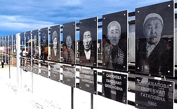 Тосовцы возвели Аллею Славы — памяти погибших на фронте жителей Кижингинского района, ушедших на защиту страны от фашизма