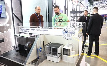 Посещение выставки достижений народного хозяйства регионов России и Беларуси