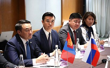 15-й Саммит женщин – председателей парламентов. Встреча Председателя Совета Федерации Валентины Матвиенко с Председателем Великого государственного хурала Монголии Дашзэгвийном Амарбаясгаланом