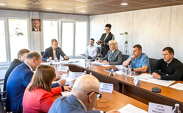Андрей Яцкин провел заседание рабочей группы по вопросам комплексного развития города Таганрога