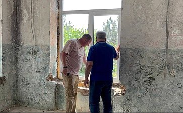 Игорь Кастюкевич ознакомился с ходом ремонтных работ в гериатрическом центре Херсонской области