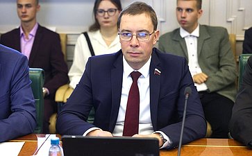 Сергей Калашник
