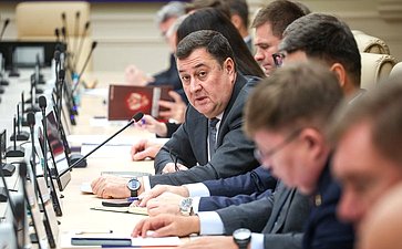 Заседание Комитета Совета Федерации по Регламенту и организации парламентской деятельности