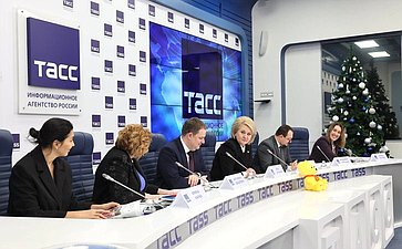 Лилия Гумерова приняла участие в пресс-конференции, посвященной итогам III Национального съезда учебной промышленности «Учпром-2025» как основы для «дорожной карты» развития учебной промышленности до 2030 года