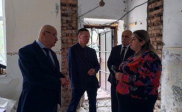 Виталий Назаренко в ходе работы в регионе посвятил рабочий день решению проблемных вопросов поселка Верхний Фиагдон Алагирского района Республики