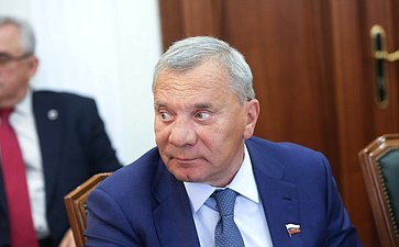 Юрий Борисов