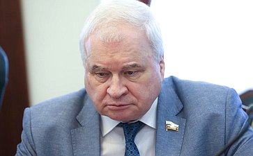 Андрей Денисов
