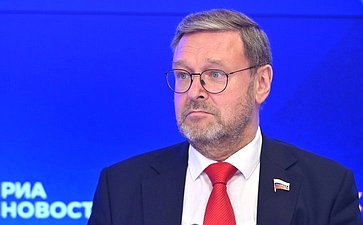 Константин Косачев