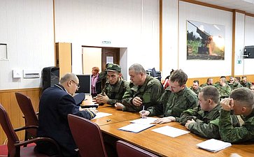 Николай Кондратюк провел встречу с мобилизованными жителями Пензенской области
