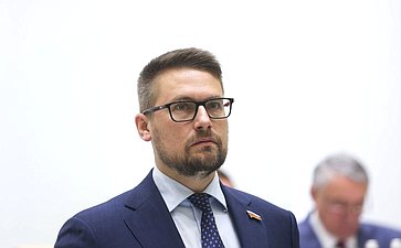 Руслан Смашнев