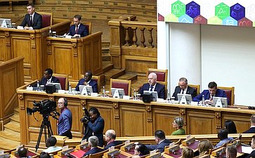 Пленарное заседание XI Невского международного экологического конгресса