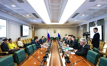 Сергей Кисляк провел встречу с делегацией норвежской организации «Велосипедное движение за мир»