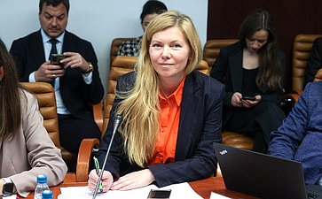 Совещание Комитета СФ по Регламенту и организации парламентской деятельности «Социализация солдат и офицеров Специальной военной операции в мирной жизни: ИТ-и технологические решения»