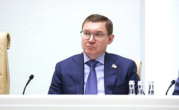 Владимир Якушев