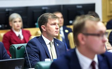 Заседание Палаты молодых законодателей при Совете Федерации