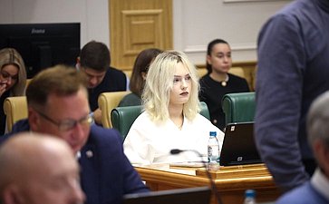 Написание Первого всероссийского аграрного диктанта сенаторами РФ и сотрудниками Аппарата СФ