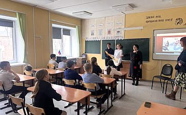 Людмила Талабаева провела открытый урок для шестиклассников в рамках федерального проекта «Россия – мои горизонты»