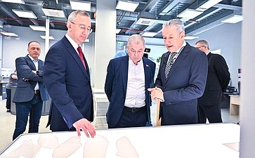 Анатолий Артамонов принял участие в открытии в Людиновском районе завода по производству древесно-стружечных плит