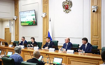 Написание Первого всероссийского аграрного диктанта сенаторами РФ и сотрудниками Аппарата СФ