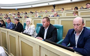 Пленарное заседание Второго Форума тружеников села