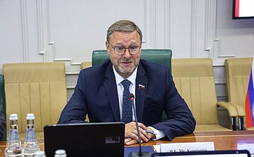 Заместитель Председателя Совета Федерации Константин Косачев