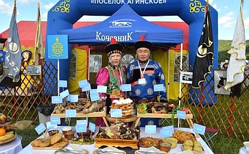 V юбилейный фестиваль «Хорхог. Агинская баранина на камнях», прошел в этнокомплексе «Кочевник» в Забайкальском крае