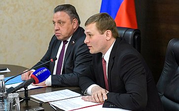 Вячеслав Тимченко провел расширенное заседание по вопросам контрольно-надзорной деятельности в Республике Хакасия