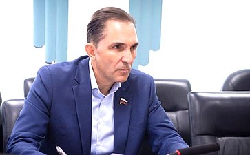 Андрей Хапочкин