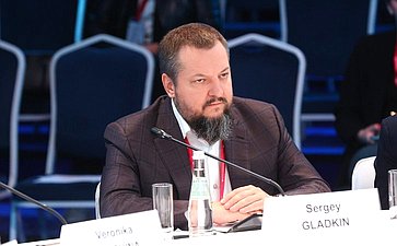 XXVIII Петербургский международный экономический форум (ПМЭФ’25). «Культурный ДНК российских брендов»