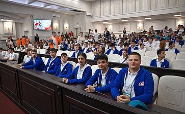 Диалоговая площадка участников проекта «Поезд Памяти» с председателем Совета Республики Нацсобрания Республики Беларусь Натальей Кочановой и заместителем Председателя СФ, председателем российского оргкомитета проекта Константином Косачевым