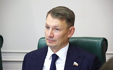 Александр Двойных