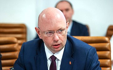Круглый стол Комитета Совета Федерации по бюджету и финансовым рынкам на тему «Инвестиционный налоговый вычет как инструмент стимулирования инвестиционной активности в субъектах Российской Федерации»
