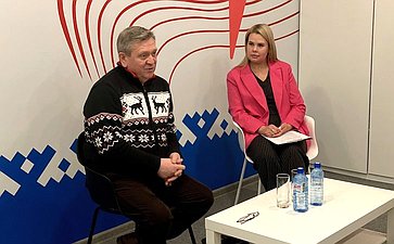 Александр Лутовинов в рамках региональной недели провёл встречу с активистами «Движение Первых»