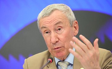 Андрей Климов