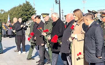 Сенаторы приняли участие в памятной акции, посвящённой 130-летию со дня рождения маршала Александра Василевского