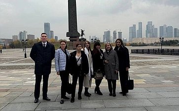 Наталья Котова встретилась в Совете Федерации с победителями Всероссийского конкурса научно-исследовательских работ студентов «Юристы и право в период Великой Отечественной войны (1941-1945гг.)»