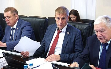 Олег Земцов