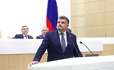 Александр Жуков
