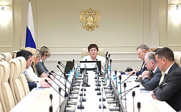 Совещание Комитета Совета Федерации по социальной политике «По отдельным вопросам охраны здоровья граждан»